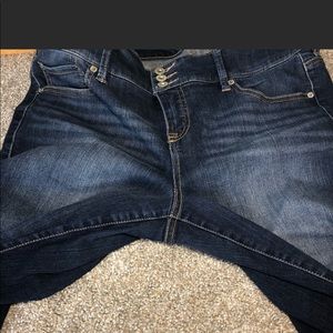 Torrid | Three Button Skinny Jeggings 18R